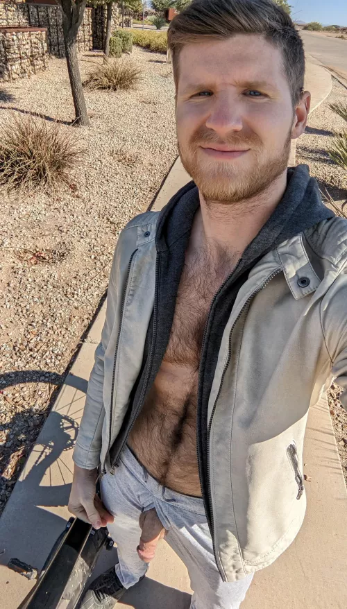 Went for a stroll around the neighborhood 😜 by Hydr0s006