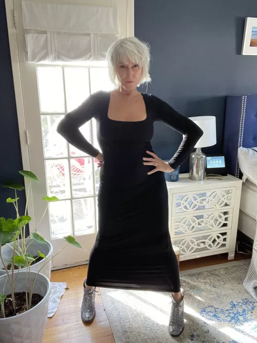 Went out for brunch with girls ! Feeling it today tho 🤦‍♀️😂(56) by TheGoldenGilf