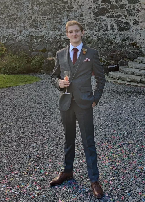 Went to a wedding at a castle yesterday and felt awfully dapper. by Atomlad360