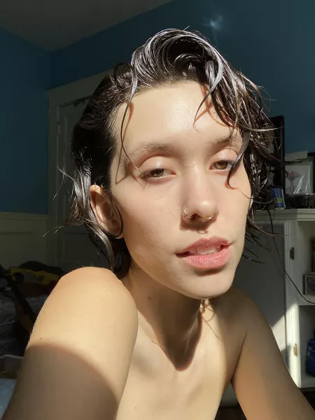 Wet boy :p by beadlet