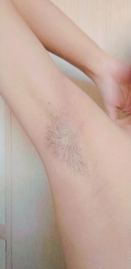 Wet pits while shower. (M21) by Sharp_Dog_7575