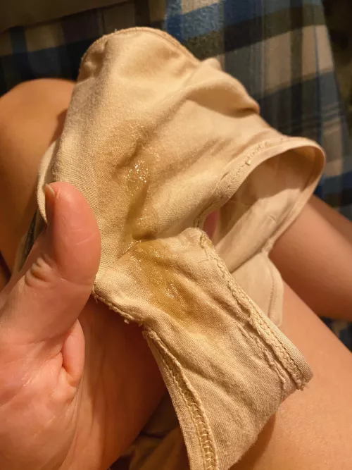 Wetspot before bed 🙊 by isabellacarmen0