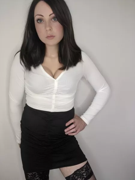 WFH selfie 💋 what are you all doing this weekend? 😈 xx by BDSMPony