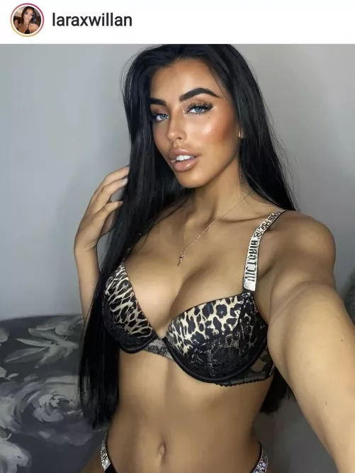 What a baddie by Englishgenttleman