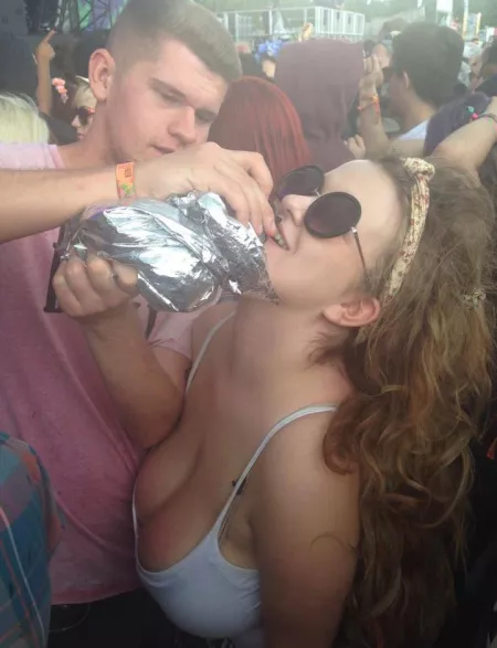 What a gentleman 🍷 by harrygump