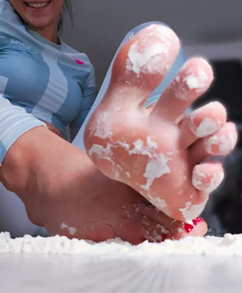 What a mess! Who's gonna clean this up? 😏 by Raynebg