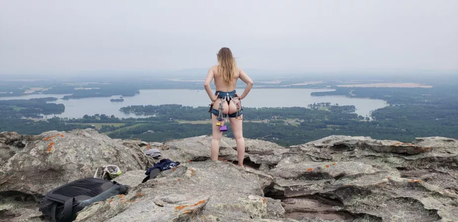 What a nice view (f) by holeinpants