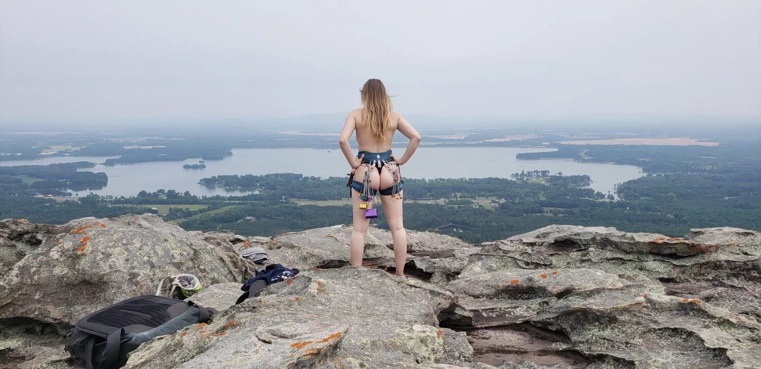 What a nice view (f) posted by holeinpants