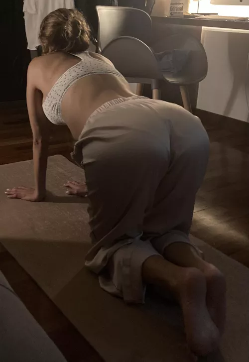 what about one dressed 42 female by Guestcouple