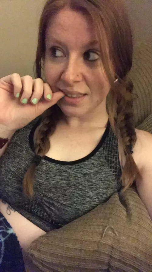 What am I thinking about? 😇 by crabbyginge