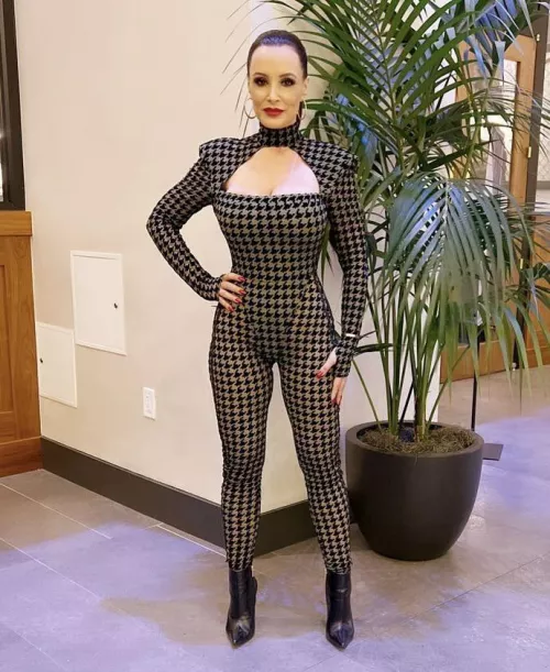 What an outfit by gc1202