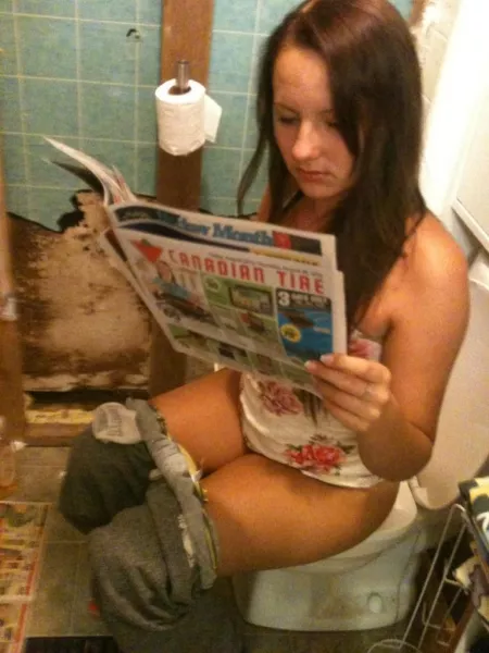 What an ugly bathroom (Renovation in progress, maybe?) by CatpainTpyos