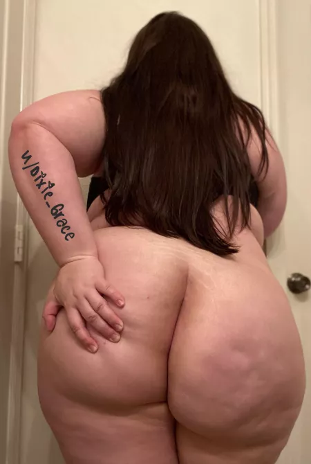 What are we doing on this Saturday night? by Dixie_Grace