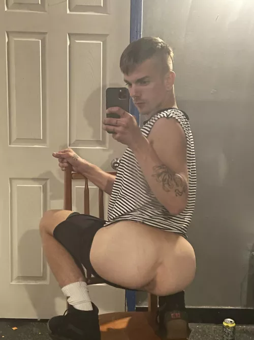 what are you doing when you see me here like this? by feelmefrominside