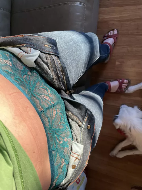 What are you looking for today?? Aim for happy, repeat clients 🥰😘 [f][pay-to-play] OnlyFans, sexting, GF or text experience, videos, nudes, panties… ASK ✨ Please be direct 😘 by Curious_Contact2002