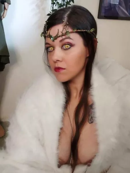 What are you staring at, my dear? by Lady_Albedo_96