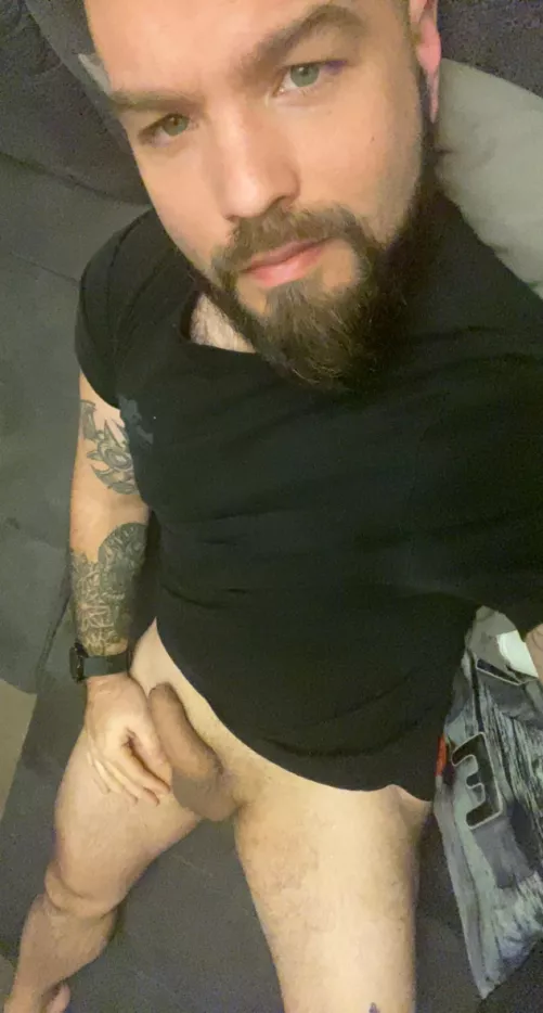 What are you up to? by Arnvp