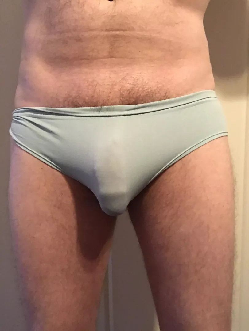 What are your thoughts on my pubes spilling out the top of my underwear? posted by EcoQua