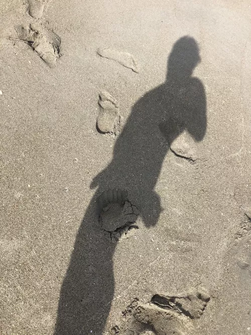 What better place to play hookey from work???!!! by Chilllinnout