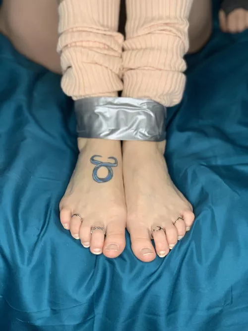 What comes next ? by liseysexyfeetlandon