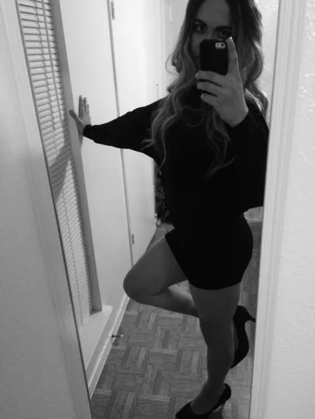 What defines sexiness? 😘 by AprilxxxFox