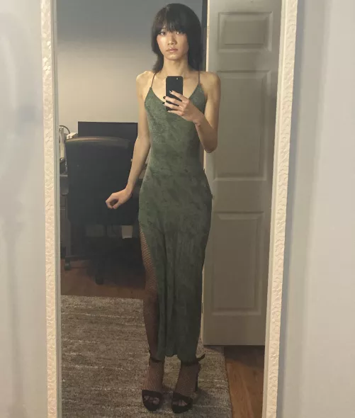 What do u all think about femboys in elegant dresses? 👗 by MilotiARc_Reborn