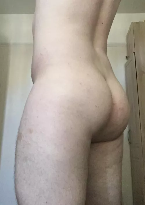 What do u think? by sadkamis