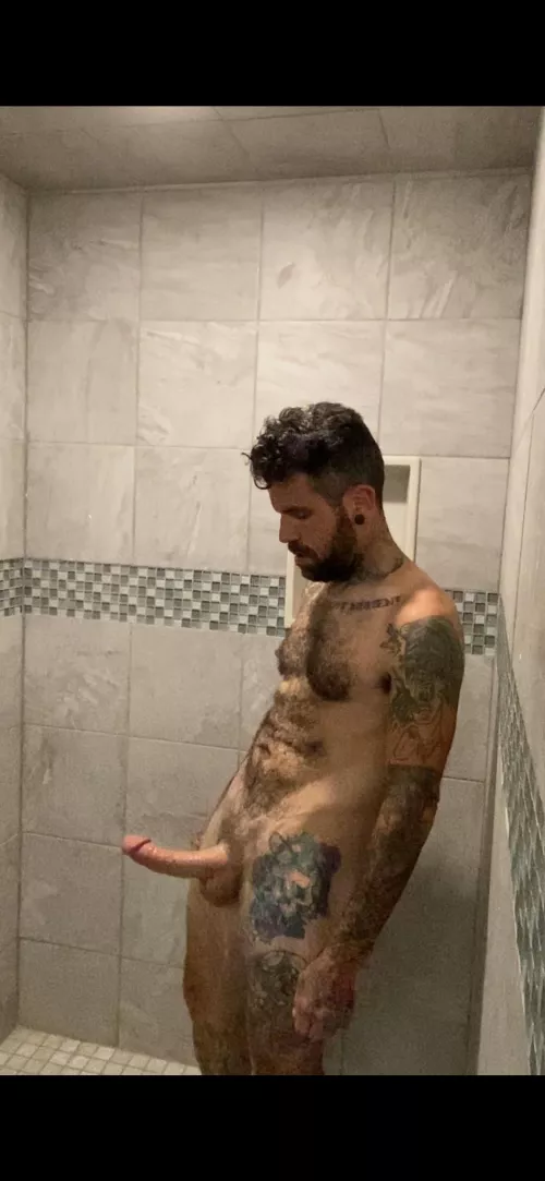 What do ya think? by whowantstotouchit