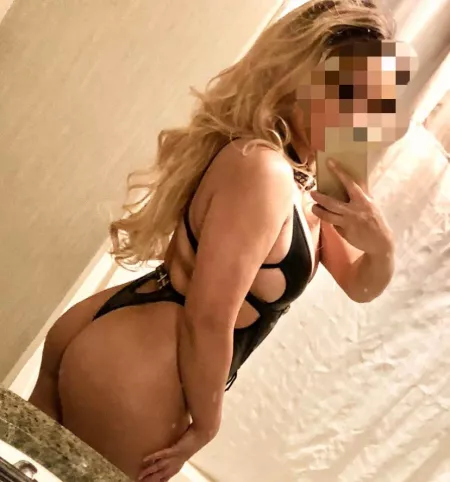 What do you guys think of this new lingerie on me? by candicenice