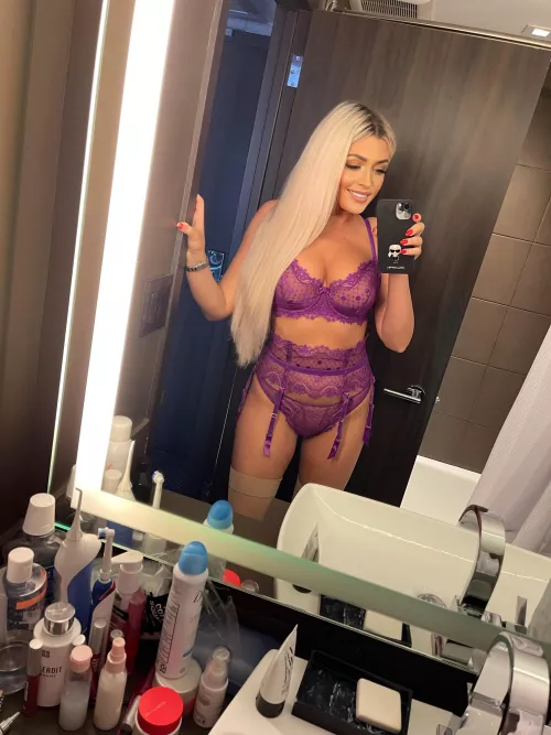 What do you think?😜 by Soniamodel2