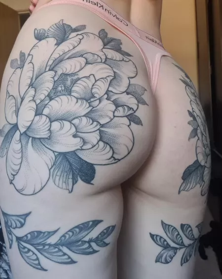 What do you think about a tattooed ass? by the_huldra