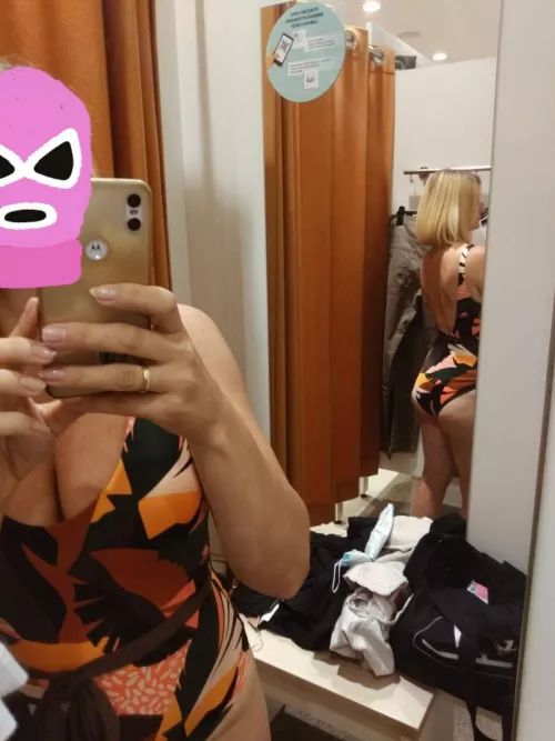 What do you think about my ass in swimsuit for last summer 🤔? Sexy? Wife&Mom (f) 43 by Fit_Ad2228