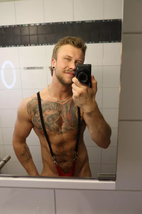 What do you think? Do i have a little too much on me? 🙄 by essufin