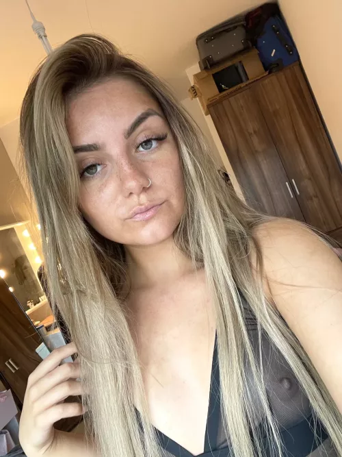 what do you think? by missymaexo