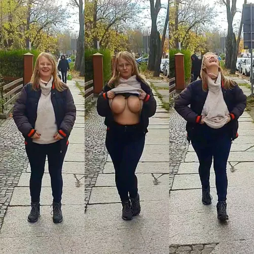 What do you think I'm laughing at? Yeah, ... Someone saw me. by CukierkowaZgrywuska