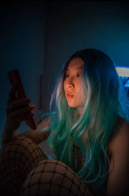 what do you think I'm looking on my phone? by hornyhare699