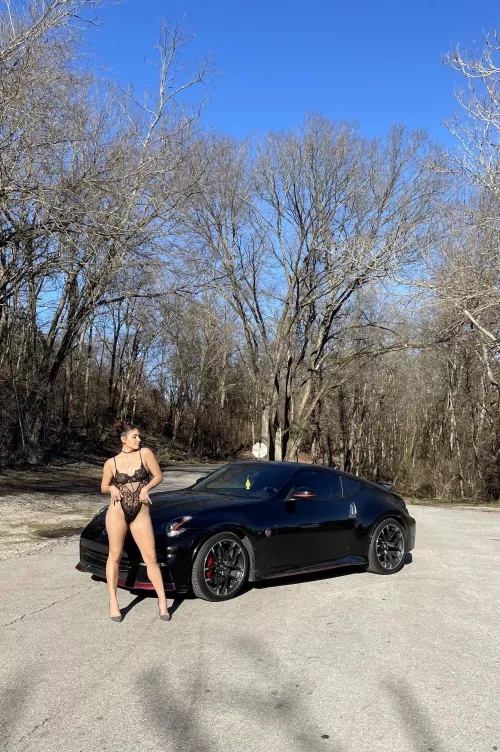 What do you think of my legs? by TheNewHulkandIsaOF