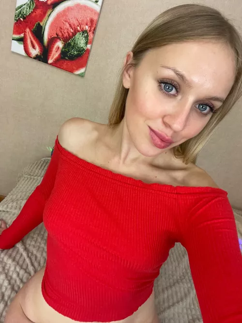 What do you think of my shirt, I think this color suits me by HilaryAstrologer