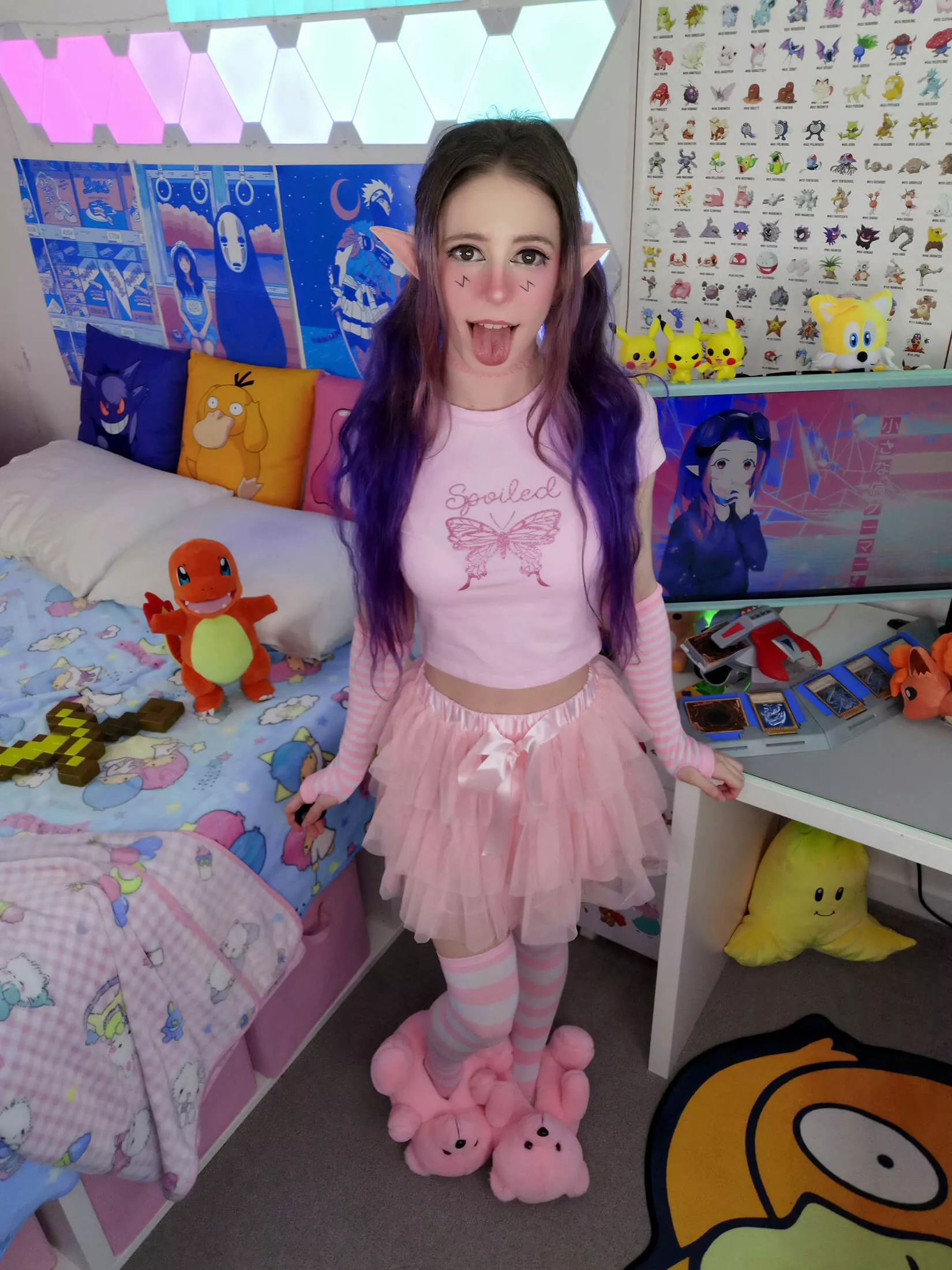 what do you think of these shoes? 😊✨ posted by lilfakegamer