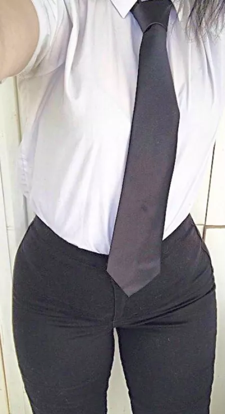 What do you wanna do to me..? by AliyahJones579