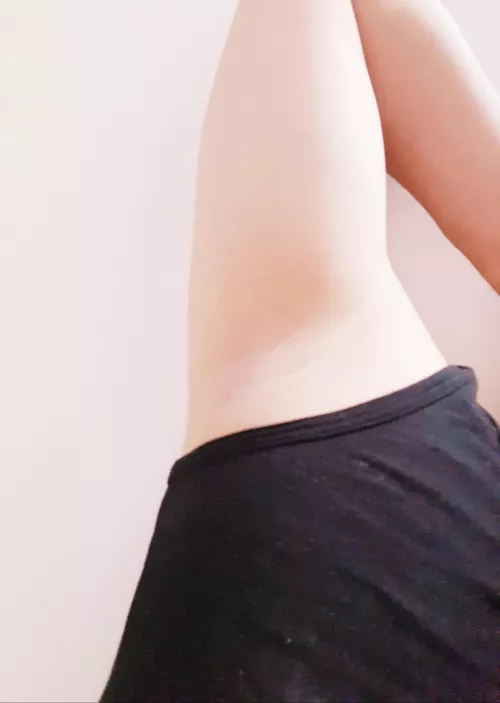 What do you wanna do to my soft girly armpits 👅😋 by SissyMisaki