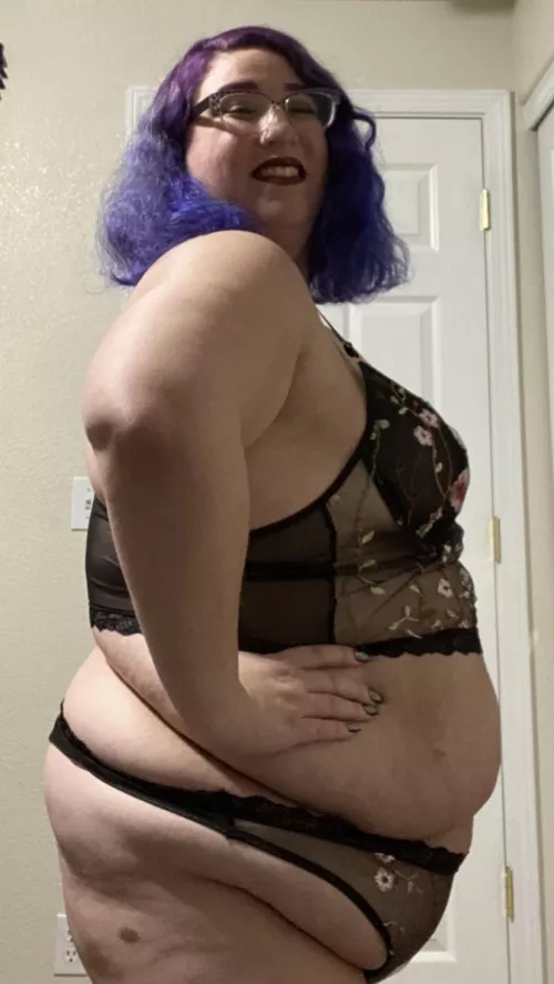 What do you want to do with me? by SalaciousStephanie