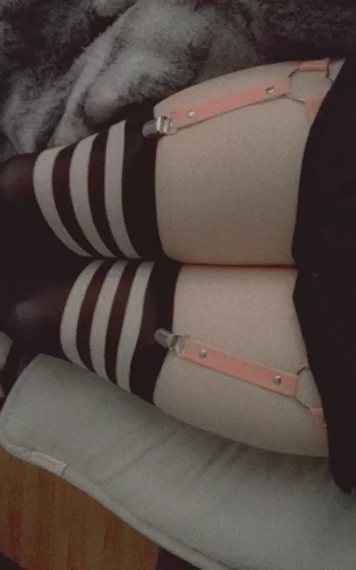 What do you want to do with my thighs?~ by STAR_CB_SIGHT