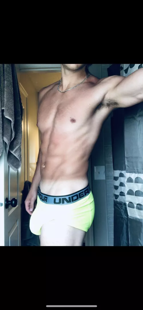 What does everyone want to see me post next? Let me know 💁🏻‍♂️ by KoozyBoss