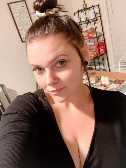 What I looked like last night making dinner 🍽 by bettygoesrawr