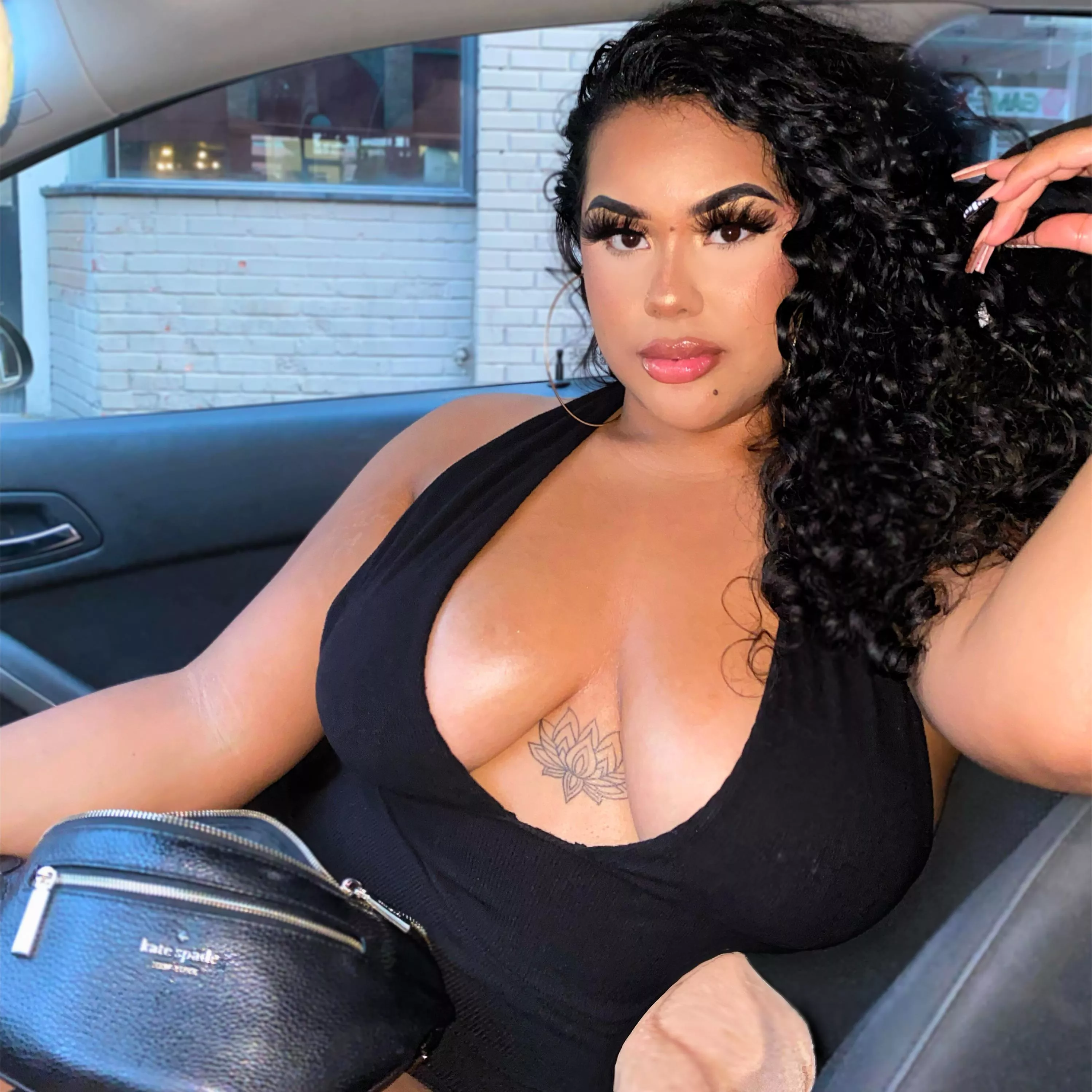 What I wore to dinner last night 💗 posted by Cubanmamii02