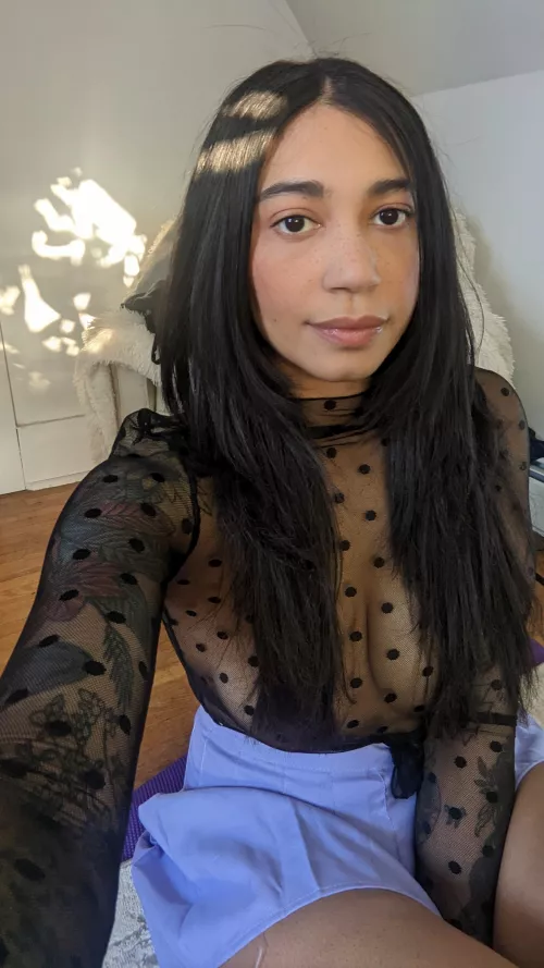 What if I had this on for our first date? by TarooRooot