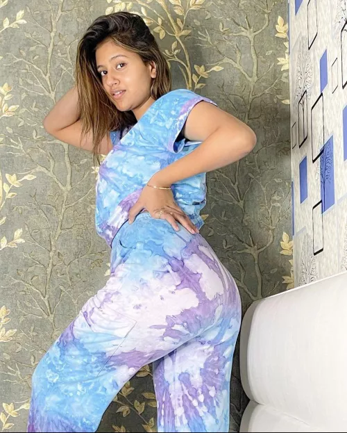 What if was your cousin ? by Accomplished-Rate-95