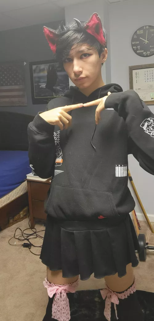 What if we cuddled on Christmas morning and drank hot chocolate 🥺 by willzoneium