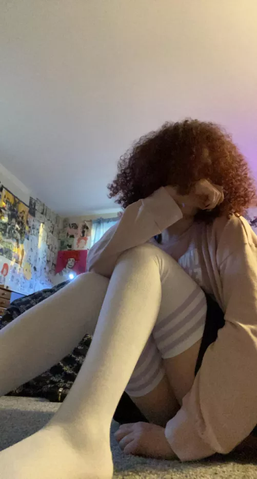 What I’m not blushing… by Dice_kun